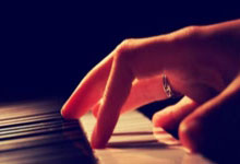 英超首席裁判官：录像助理裁判误判导致滕哈格下课.